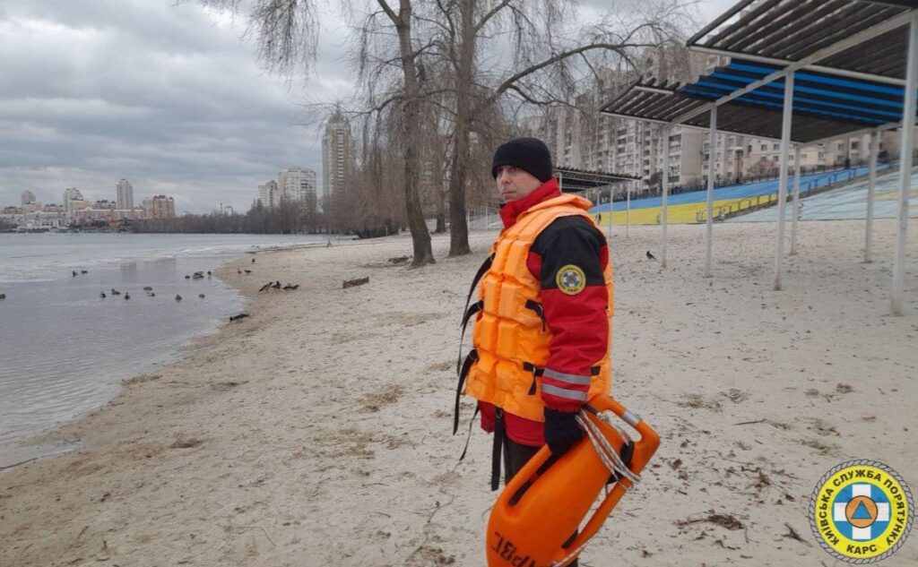 Рятувальник КАРС на пляжі Наталка. Фото: КАРС