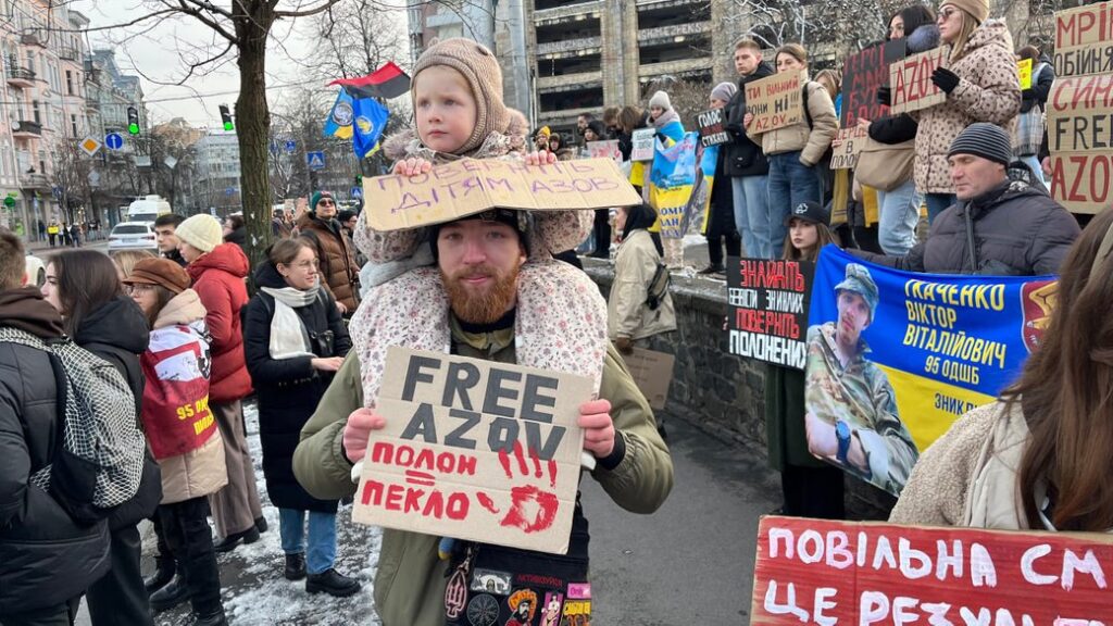 Акція на підтримку військовополонених і зниклих безвісти, 12 січня 2025 рік, Київ. Суспільне новини/Анна Сергієць