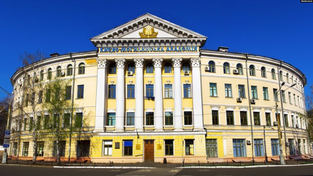 d5e6f27a-9c06-4636-830c-7401f17bf495_w1597_n_r1_st_s